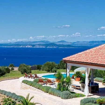 De Pinus * 赫瓦尔