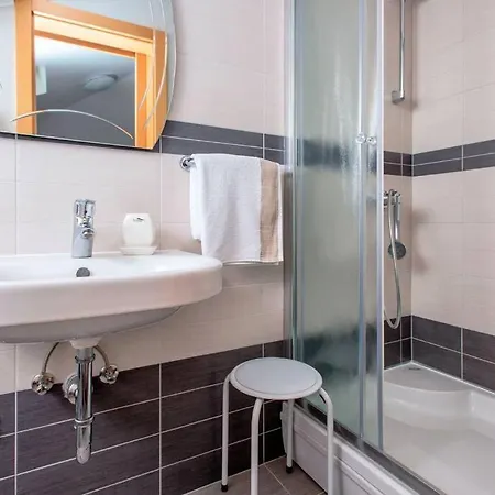 De Pinus * 赫瓦尔