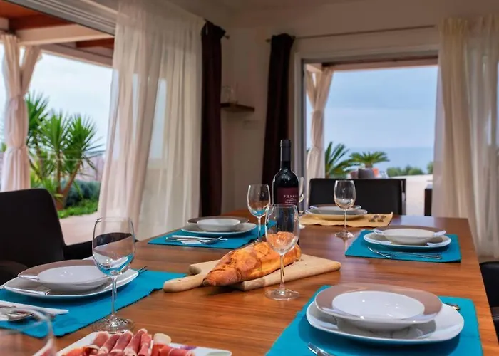 De Pinus Villa Hvar Town