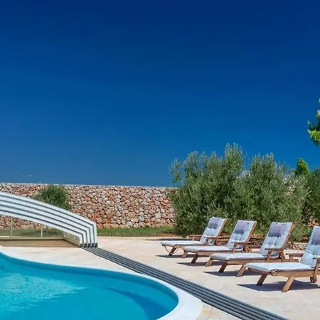 De Pinus Villa Hvar Town