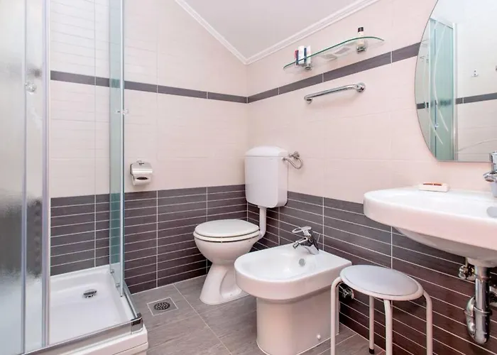 De Pinus Villa Hvar Town